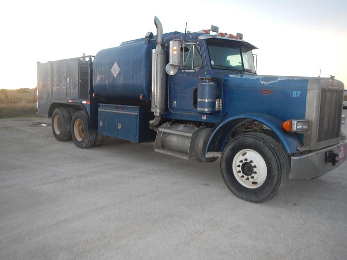 Used 2001 Peterbilt 379