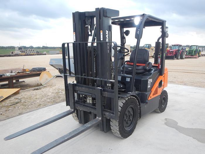 Used 2019 Doosan  D25S-7