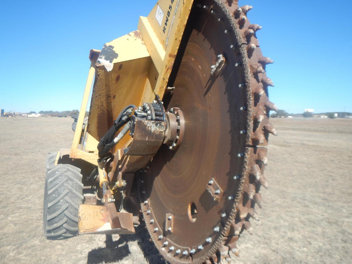 Used 2001 VERMEER V120