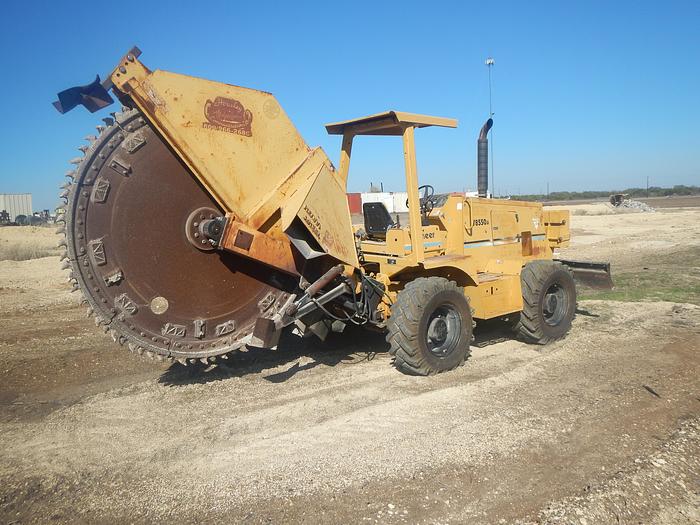 Used 1998 VERMEER V8550A