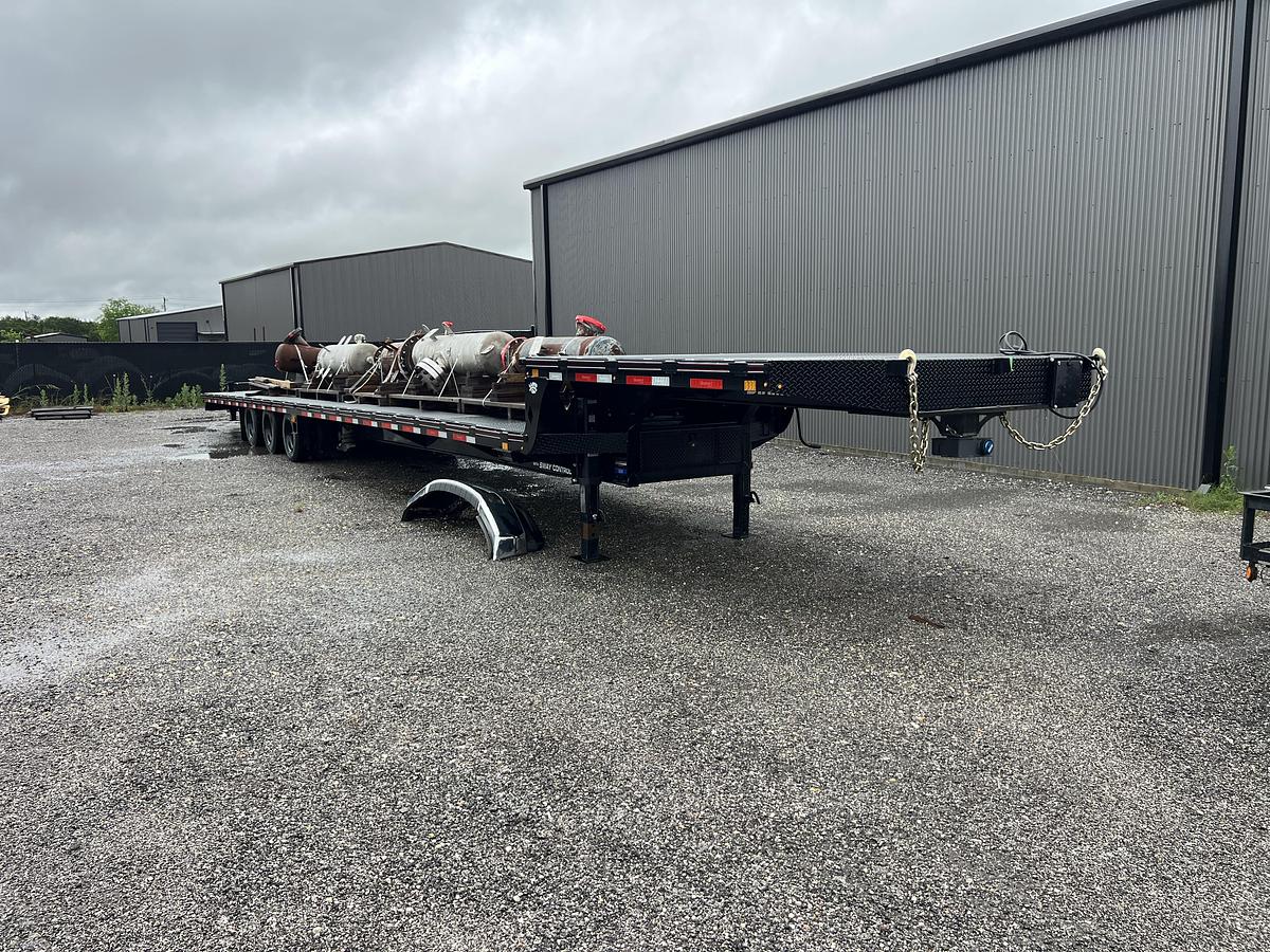Used 2025 Diamond C SDX312