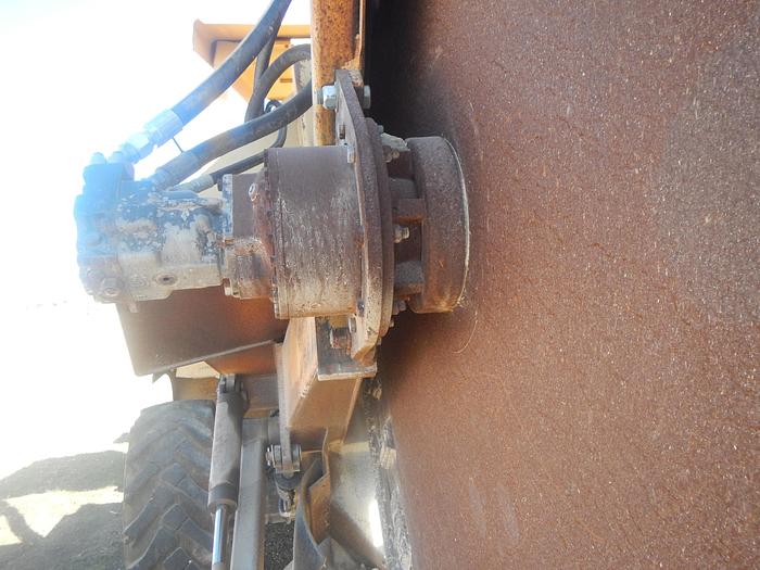 Used 1998 VERMEER V8550A