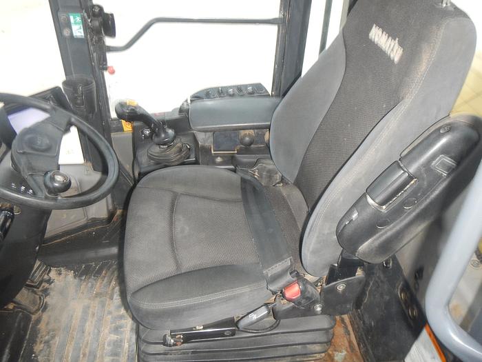 Used Komatsu WA-320-8