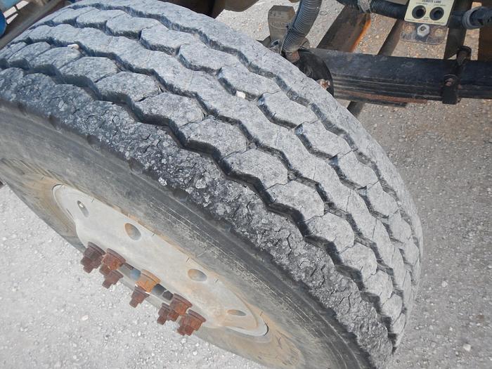 Used 2001 Peterbilt 379