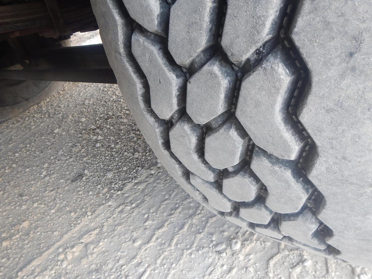 Used 2011 Gradall XL3100IV