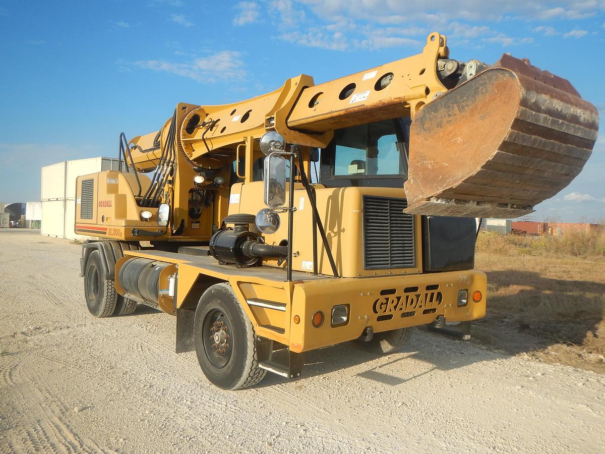 Used 2011 Gradall XL3100IV