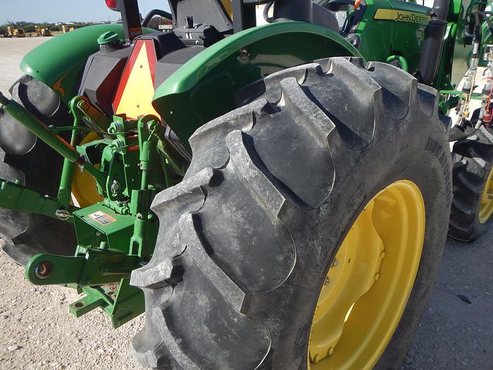 Used 2015 DEERE 5075E
