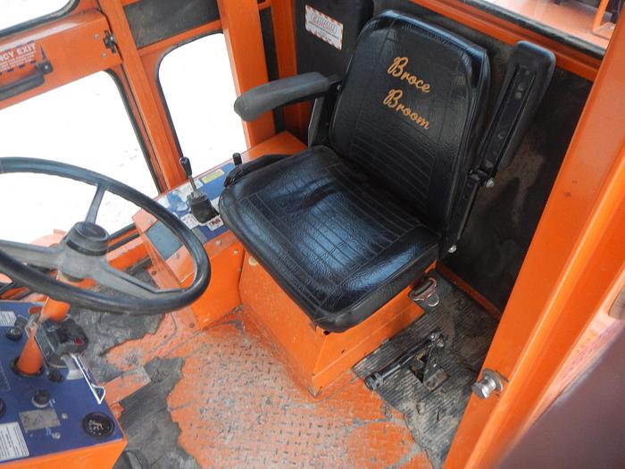 Used 2015 Broce Broom RJT350