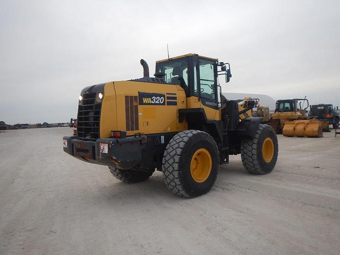 Used Komatsu WA-320-8