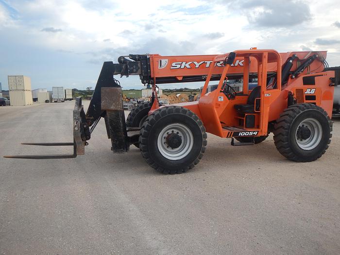 Used 2015 Sky Trak 10054