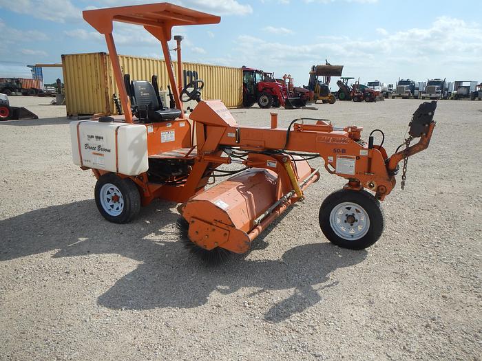 Used 2014 Broce Broom BB250B