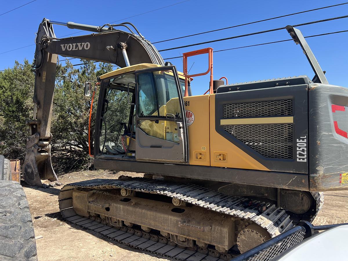 Used 2018 Volvo EC250EL