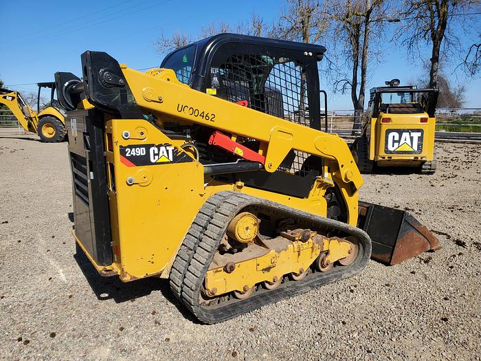 Used 2016 CAT 249D
