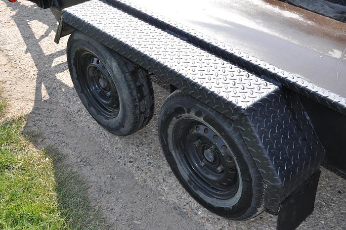 Used INDESPENSION 2.7 TONNE