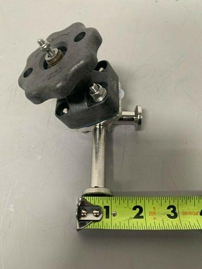 Used ITT Pure-Flo .5-316L-RA20MAX-CWP150 3-way Diaphragm Valve w/ 1/2" Sanitary Fit