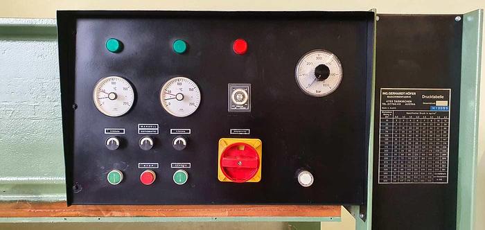 Used Höfer hydraulic veneer press H120 SS, 300 x 130cm