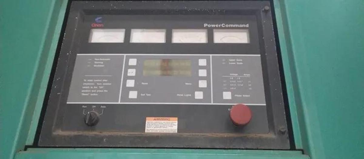 Used Cummins 600kW Diesel Generator 600DFGB