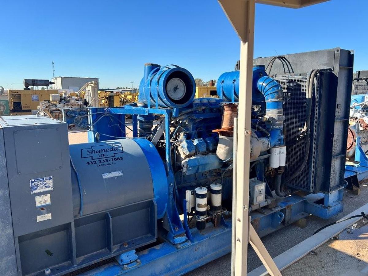 Used 50kW Detroit MTU 16V2000 Engine Baylor 1050kW AC Generator