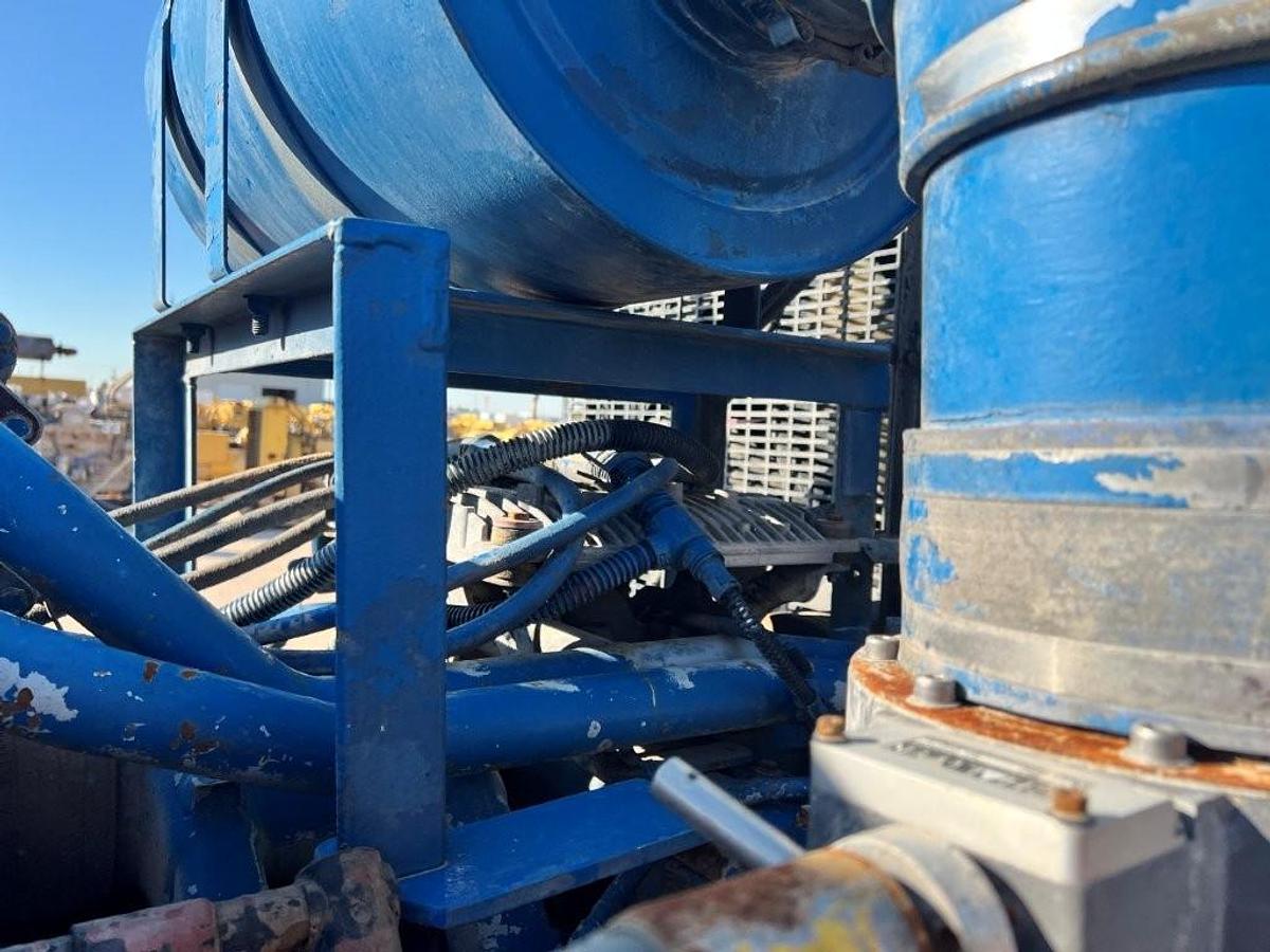 Used 50kW Detroit MTU 16V2000 Engine Baylor 1050kW AC Generator