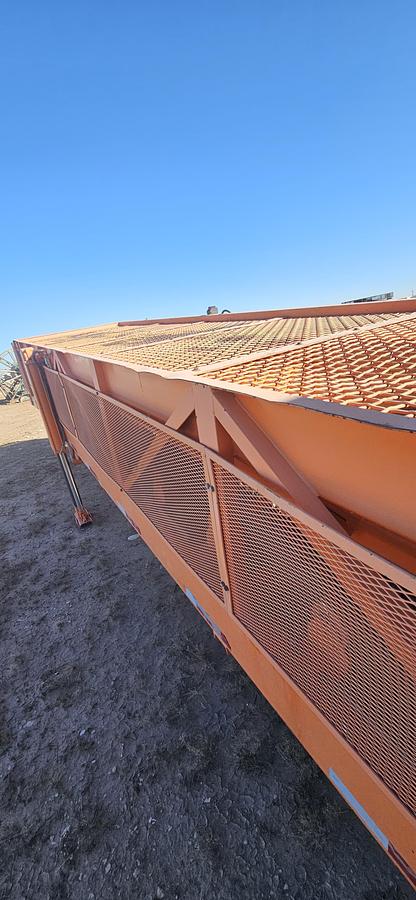 Used Cummins Dual Belt Sand Conveyor Low Hours