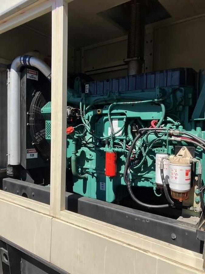 Used 2004 Baldor 400kW Generator--low hours