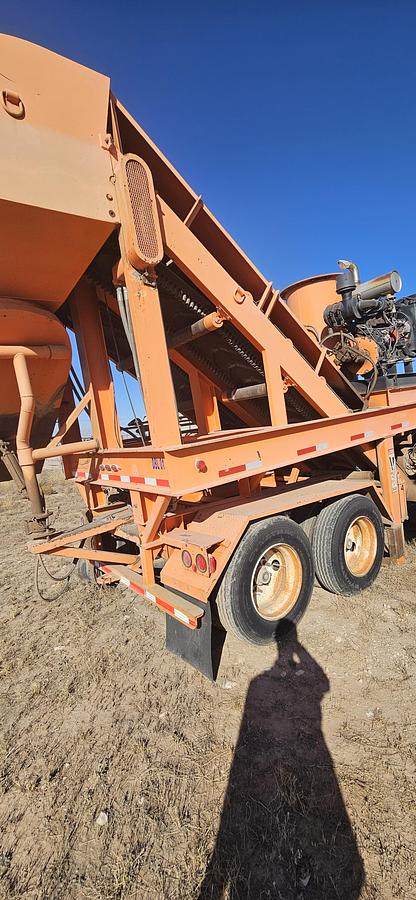 Used Cummins Dual Belt Sand Conveyor Low Hours