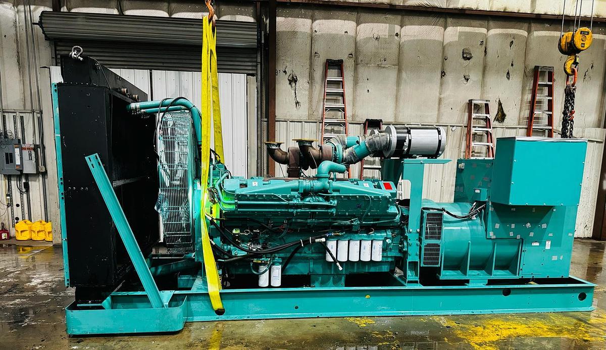 Used Cummins Diesel Generator 1250kW Model # 1250DFLC