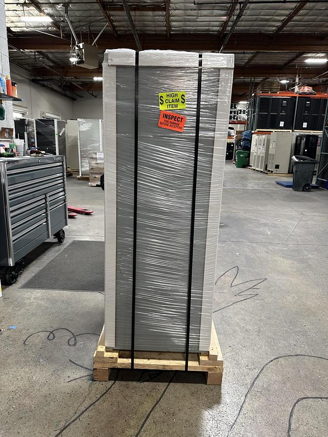 Used ASCO SERIES 300 FEATURES 480 Volt/ 800 Amps/ Nema 1/ 3 pole