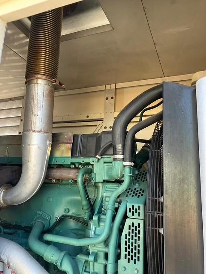 Used 2004 Baldor 400kW Generator--low hours