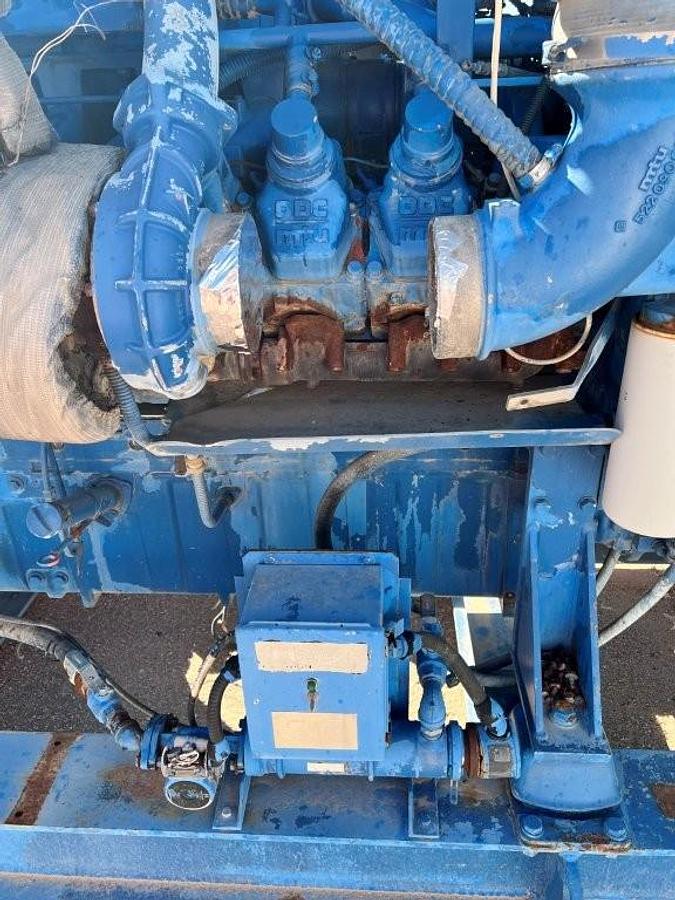 Used DETROIT MTU 16V2000 Diesel Engine Core for parts or rebuild