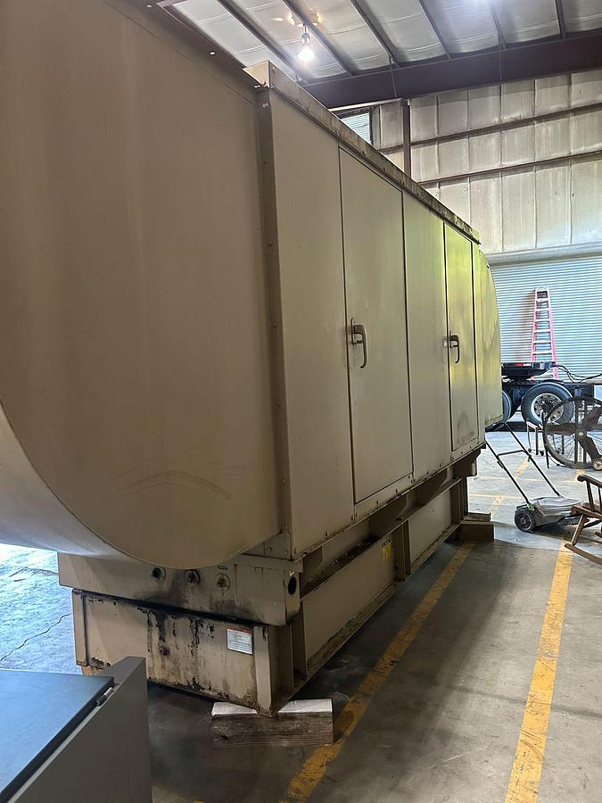 Used 400kW Caterpillar Generator
