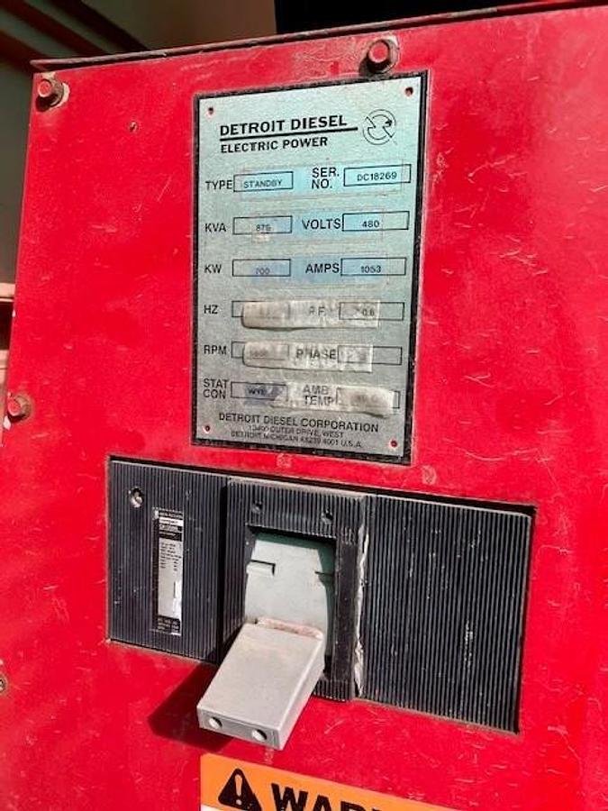 Used Detroit 700kW Generator