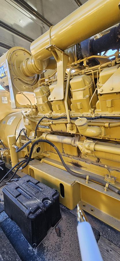 Used Caterpillar 1750kW 3516 Trailer Mounted Generator