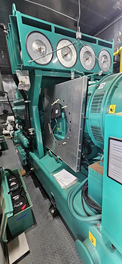 Used Cummins C2000N6CB 480V Gas Generator Set 65dBA at 23ft Enclosure