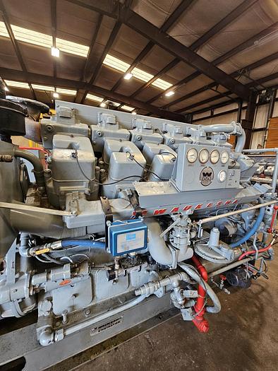 Used 1990 Waukesha 7042 GU