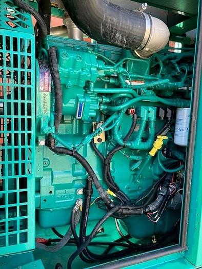 Used 2005 Cummins Onan Generator 200kW Low hours