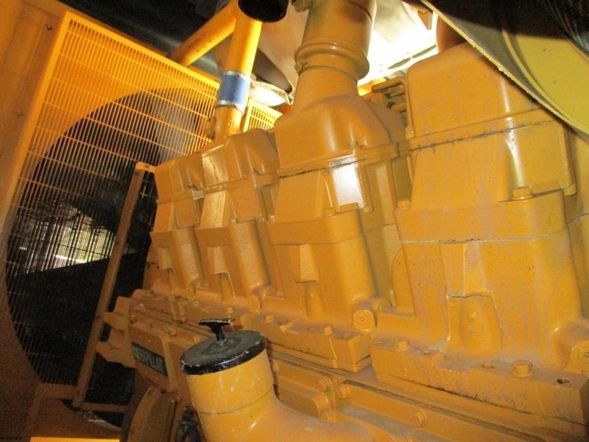 Used 1999 Caterpillar 3508-4160 Volt Power Module with Breaker and utility Swithcgear