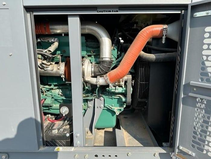 2018 Volvo TAD842VE  282HP