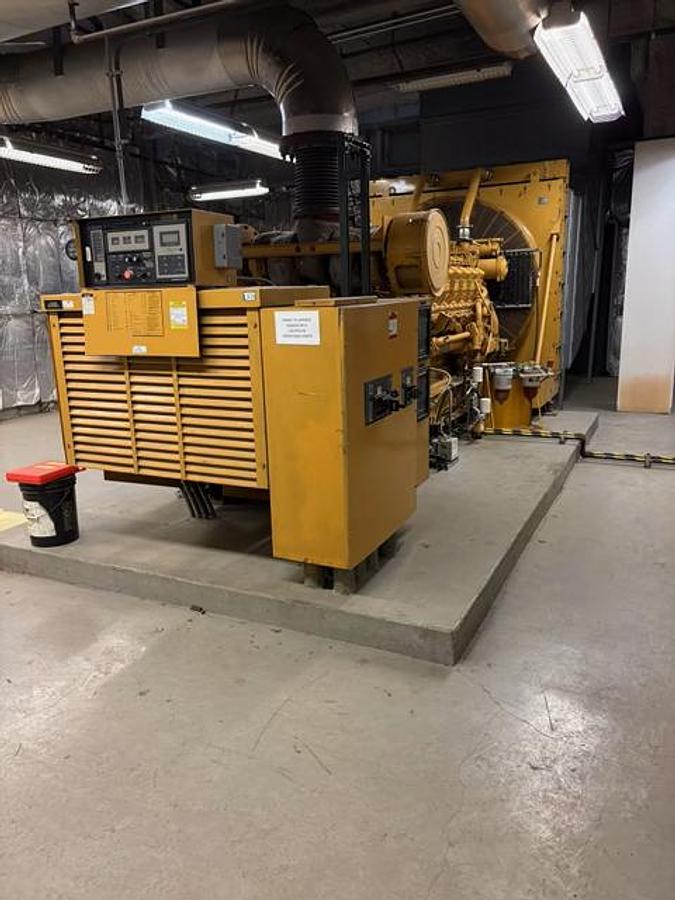 Used 1991 Caterpillar 1750kW Generator Low hours
