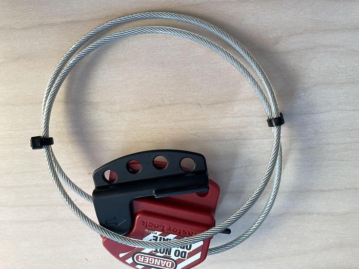 Lot of 6 MASTER LOCK S806CBL3 Adjustable Cable Lockout, 3 ft,4 Locks Max