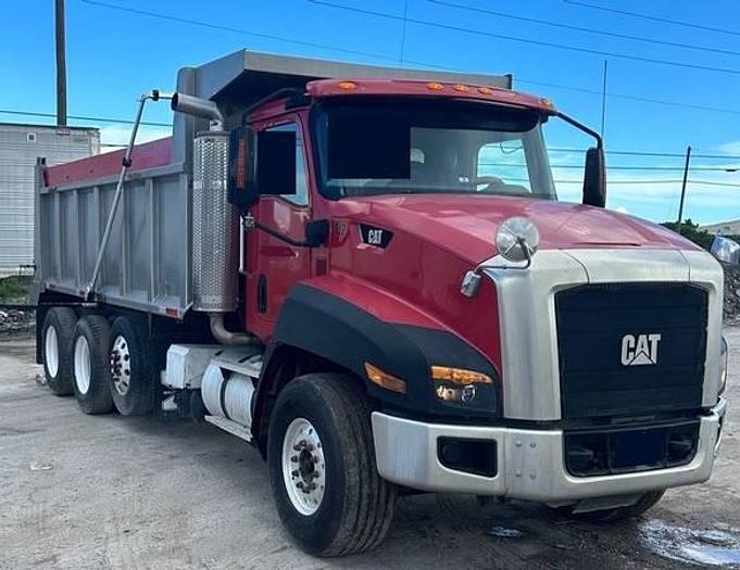 2014 Caterpillar Auto Tri-Axle Dump Truck Model: CT660