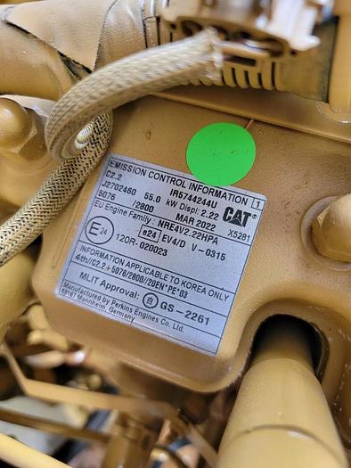 Caterpillar 4 Cylinder C2.2 Turbo Diesel Engine 2800RPM 55KW / 73.7HP