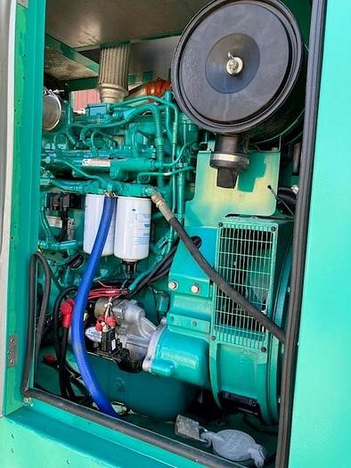 Used 2005 Cummins Onan Generator 200kW Low hours