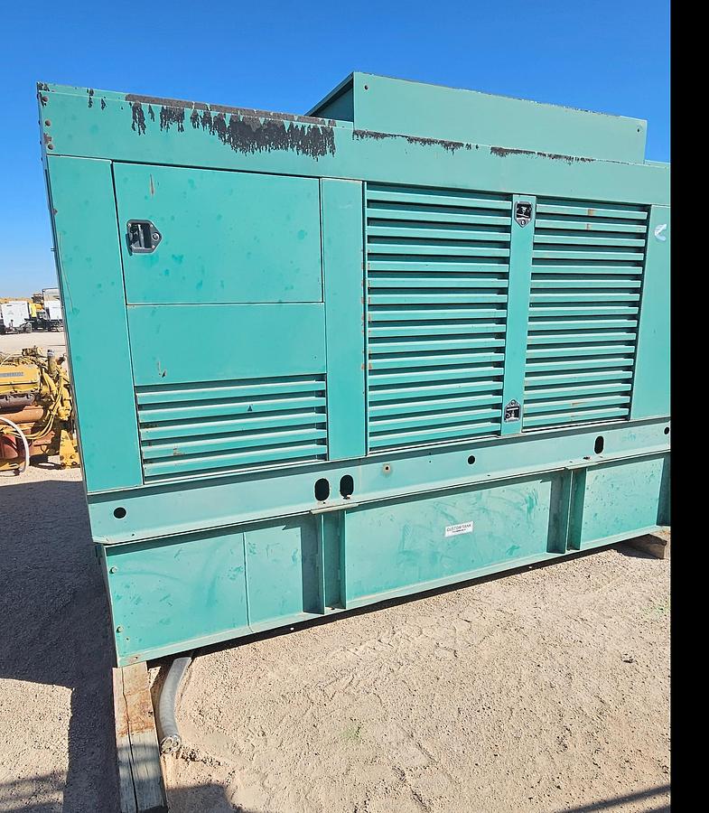 Used Cummins 300DFCB-2272 Generator 375KVA