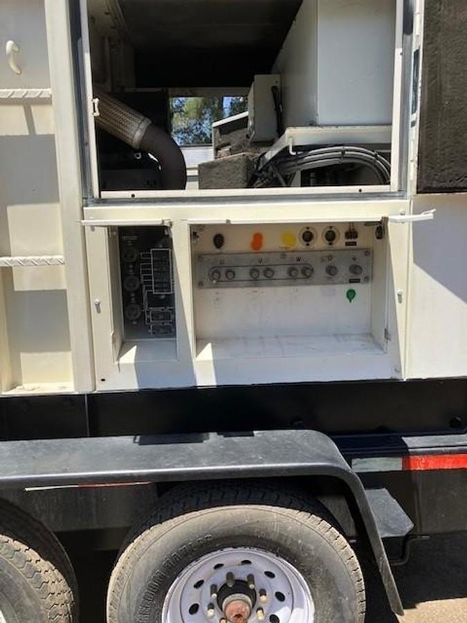 Used DCA220 Whisperwatt Generator 194kW
