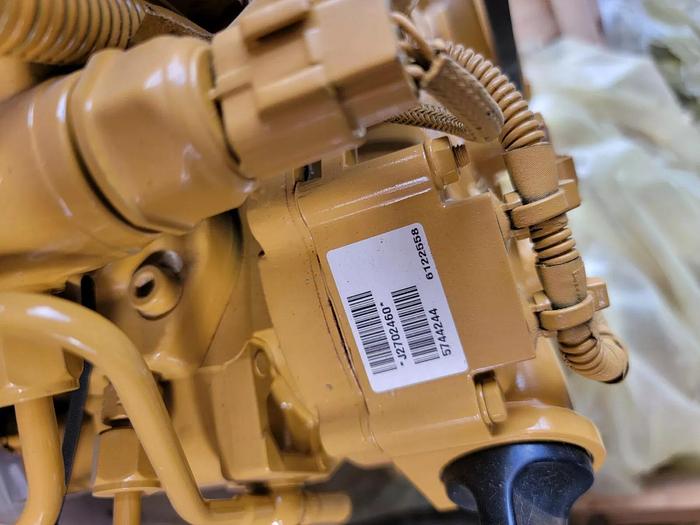 Caterpillar 4 Cylinder C2.2 Turbo Diesel Engine 2800RPM 55KW / 73.7HP