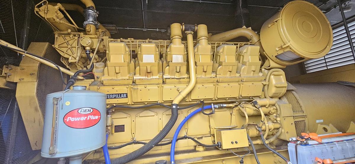 Used 3512 Caterpillar Generator 1250kW