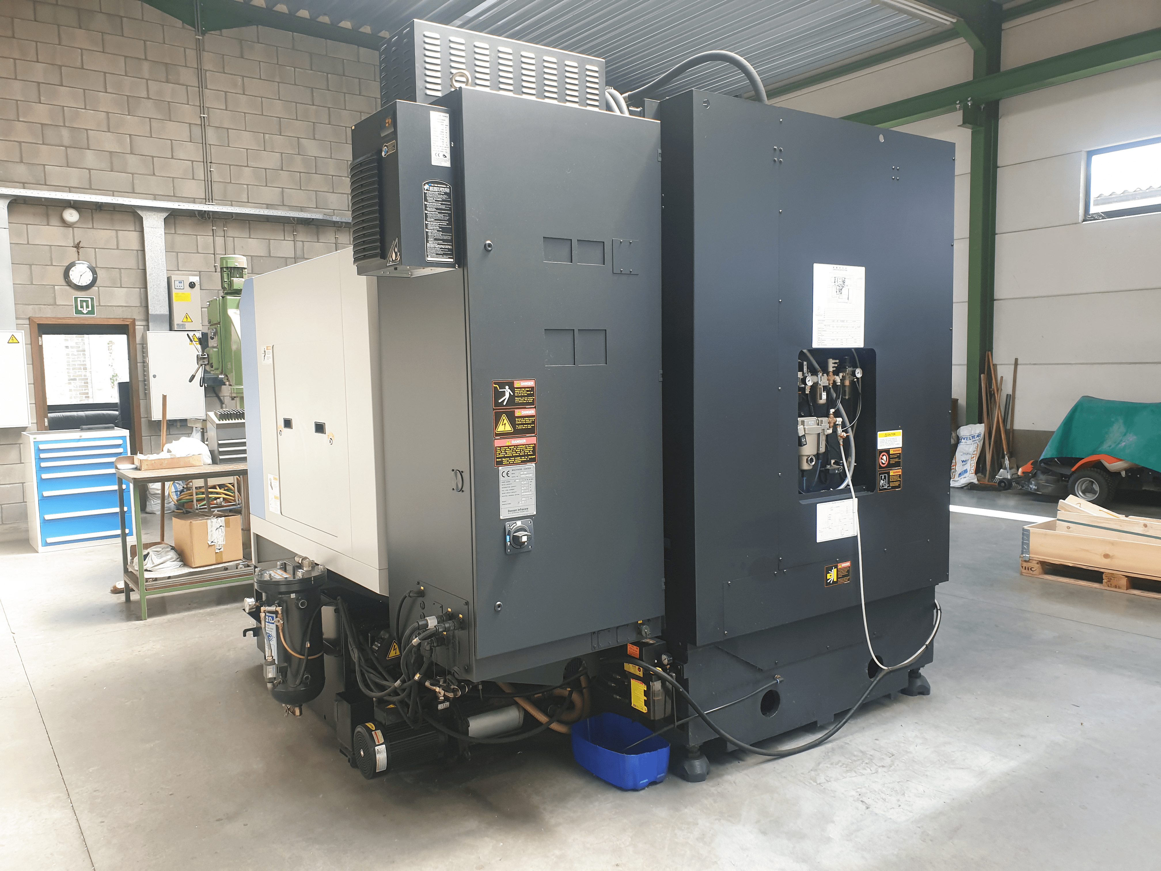 Used Doosan DNM 650 - Vertical Machining Center - 2013