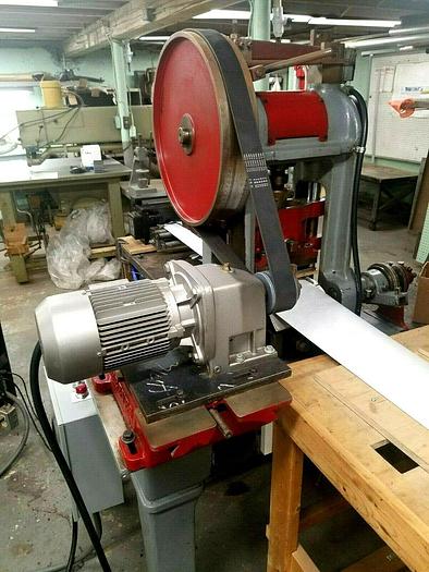 Used Die Cutting Stamping Press with Rapid Servo Stock Feed Automatic Diecut