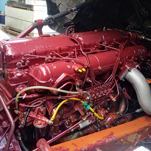 Used 2000 IVECO Eurotech 440E42 manual injector pump tractor unit